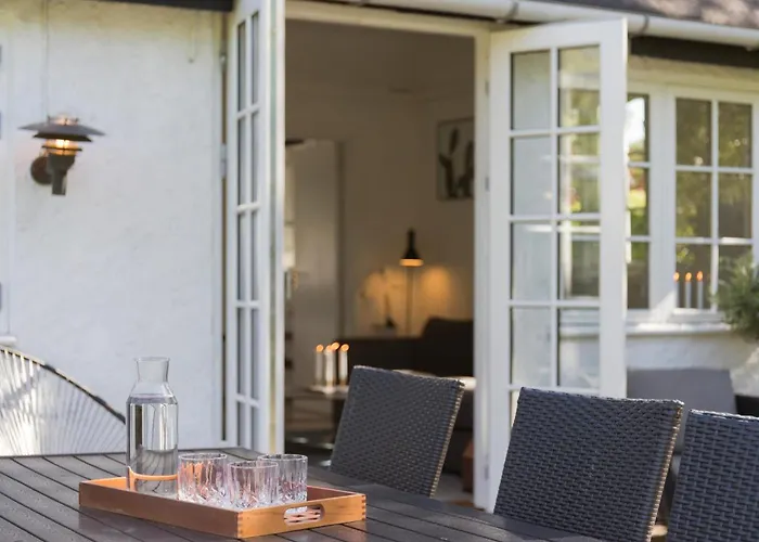 Сasa de vacaciones 2 Bedroom Awesome In